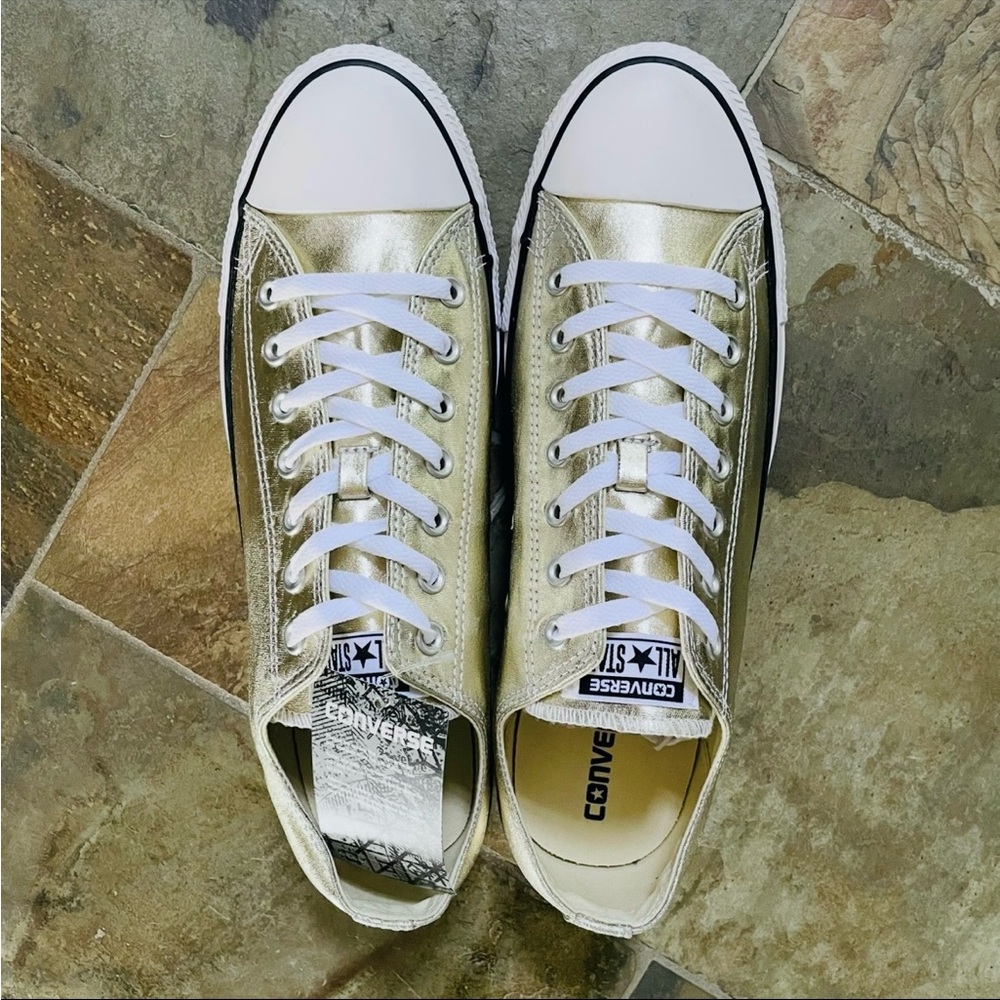 Converse All Star•NWT•Men’s 12 (Women’s 14)•Low Top•Light Gold Metallic Canvas